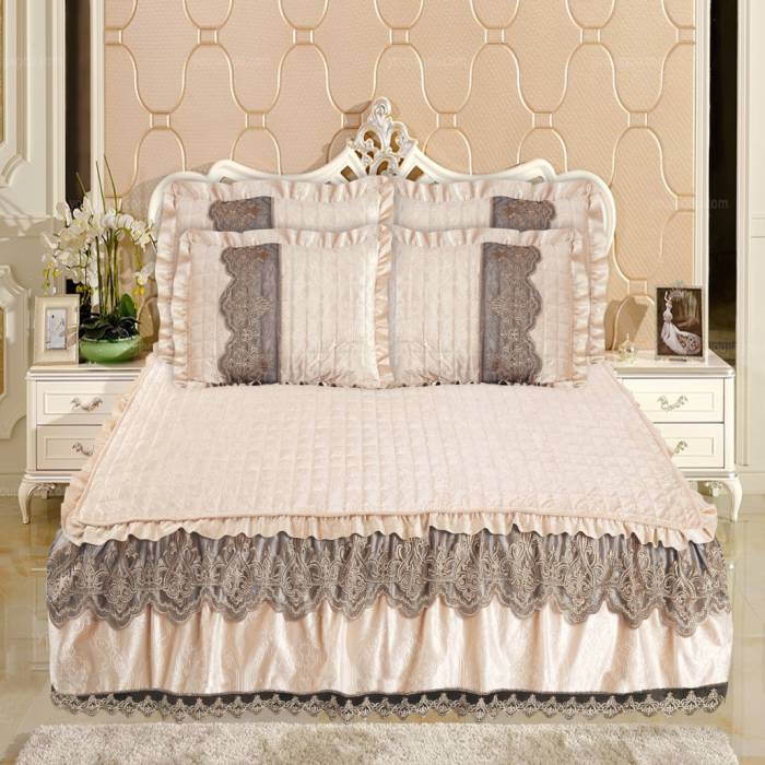 Set cuvertura de pat cu 2 fete de perne