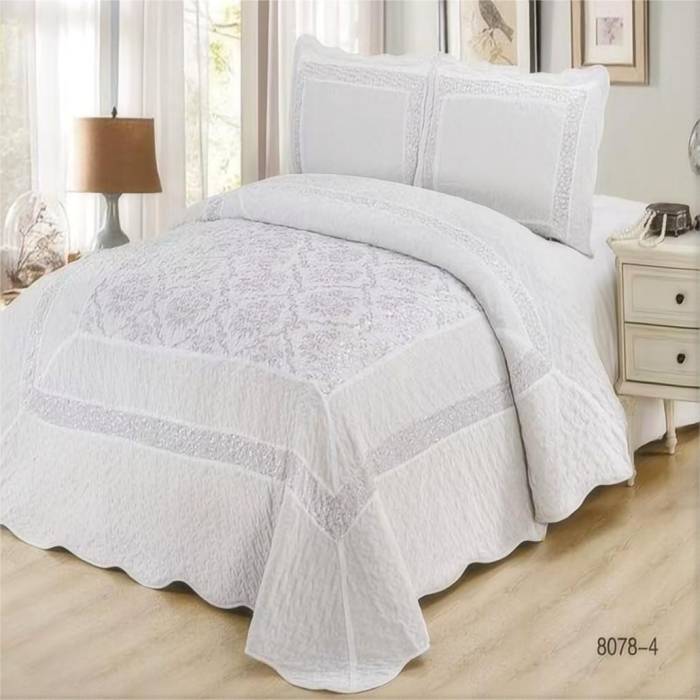 Set cuvertura catifea cu paiete + 2 fete de perna